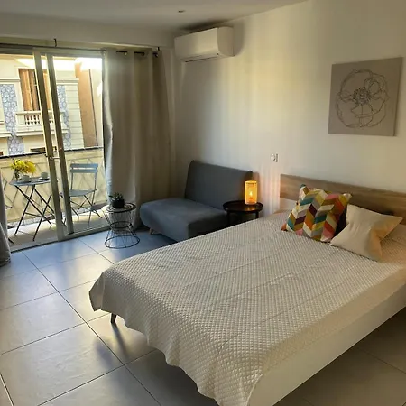 Apartment Quiet Modern In The Very Heart Of *