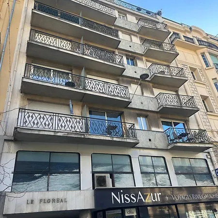 Quiet Modern In The Very Heart Of Апартаменты