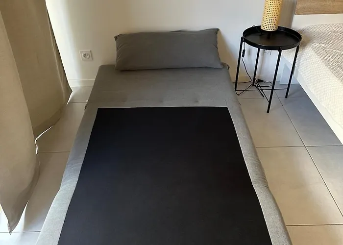 Appartement Quiet Modern In The Very Heart Of