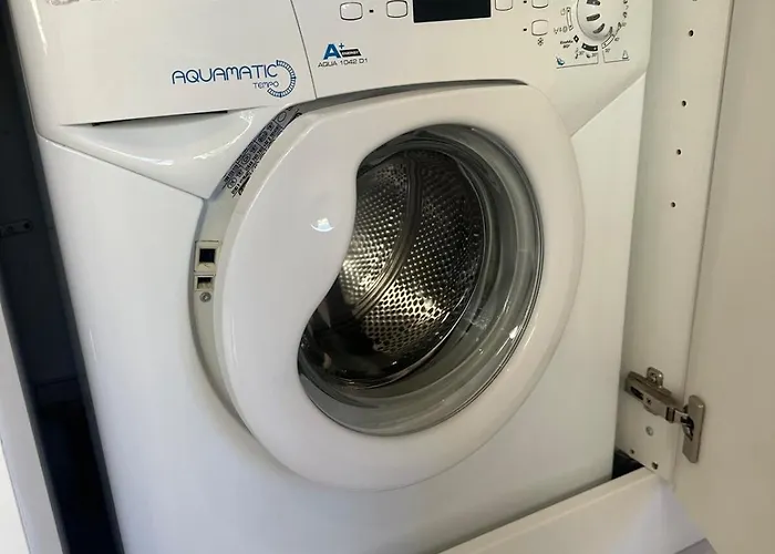 Quiet Modern In The Very Heart Of * Nice